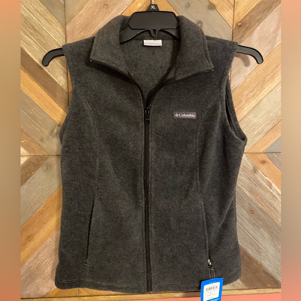 Columbia vest NWT